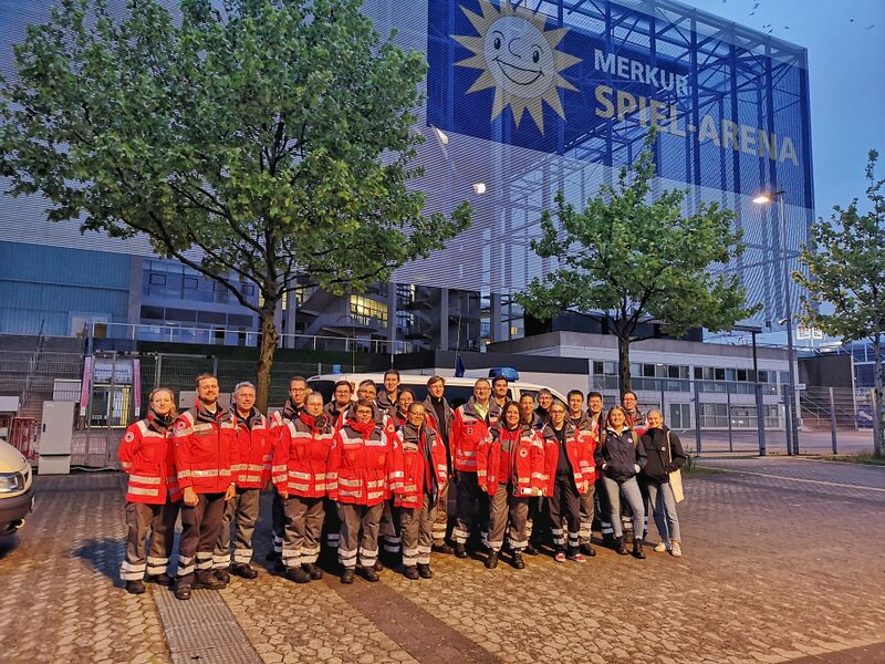 Datei:Arena Einweisung.jpg